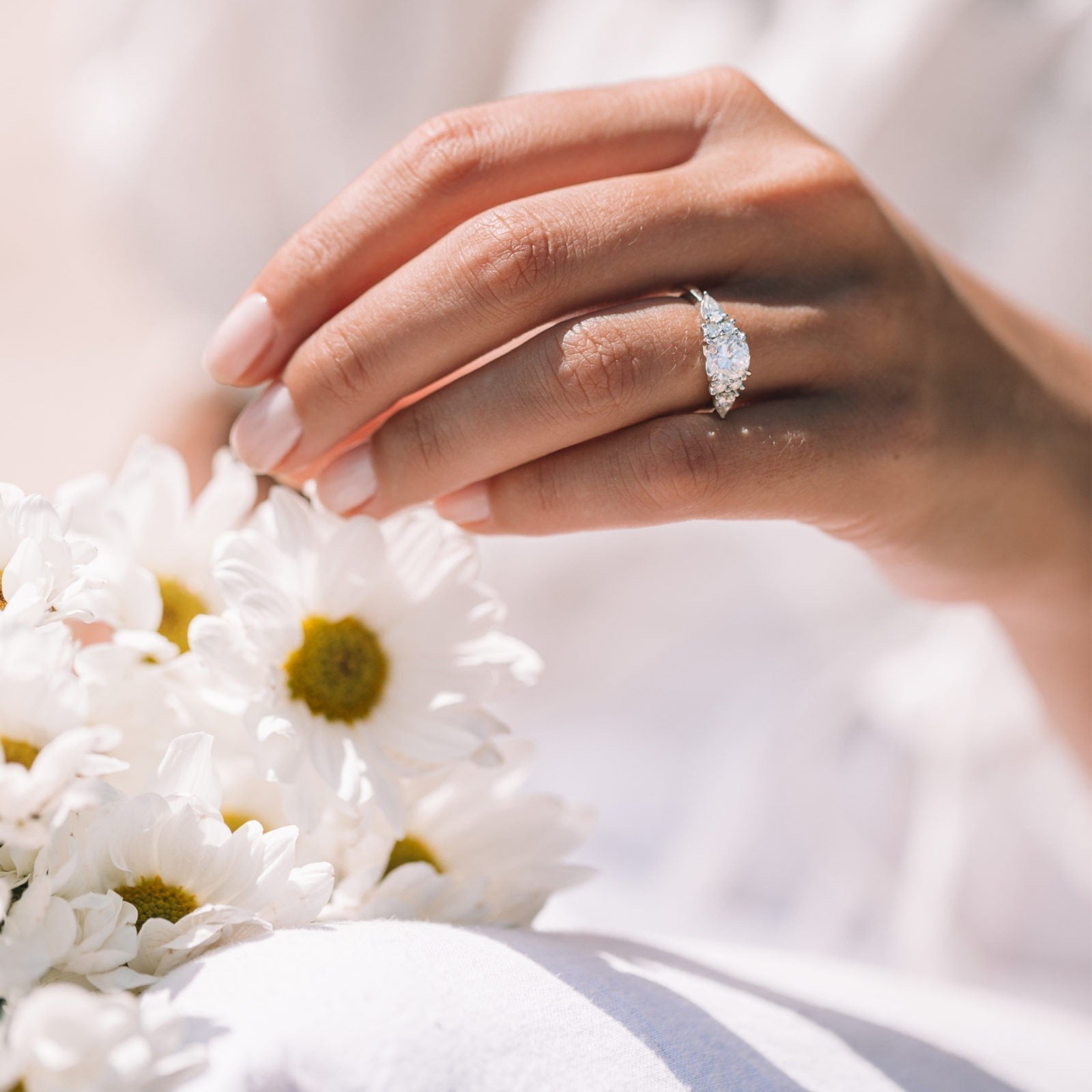 1.25CT Round Cut Cluster Moissanite Engagement Ring