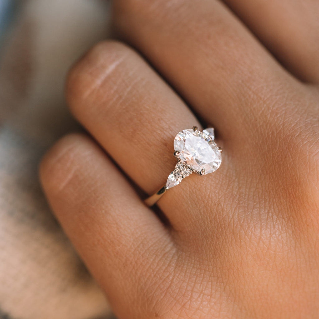 2.05 CT Oval Cut Moissanite Three Stone Engagement Ring
