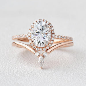 2.54CT Oval Cut Moissanite Halo Bridal Ring Set