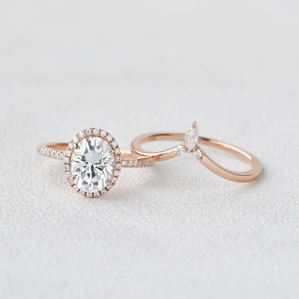 2.54CT Oval Cut Moissanite Halo Bridal Ring Set