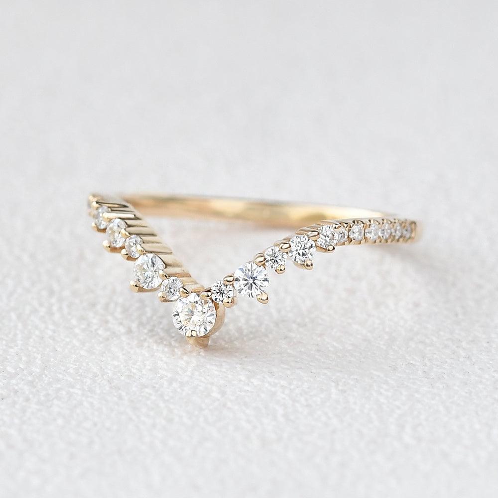 0.25 CT Round Curved Moissanite Wedding Band