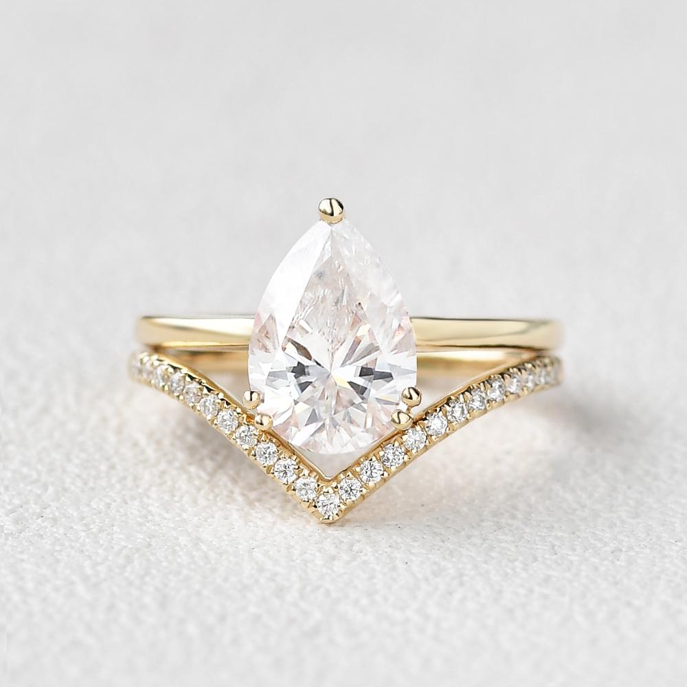 1.80CT Pear Moissanite Solitaire Bridal Ring Set