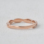 0.25 TCW Round Brilliant Cut Infinity Shank Unique Wedding Band