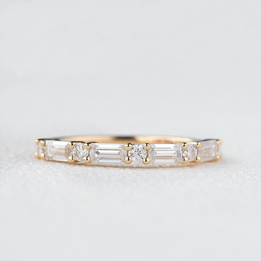 0.20 CTW Round Brilliant & Baguette Cut Half Eternity Wedding Band Main image
