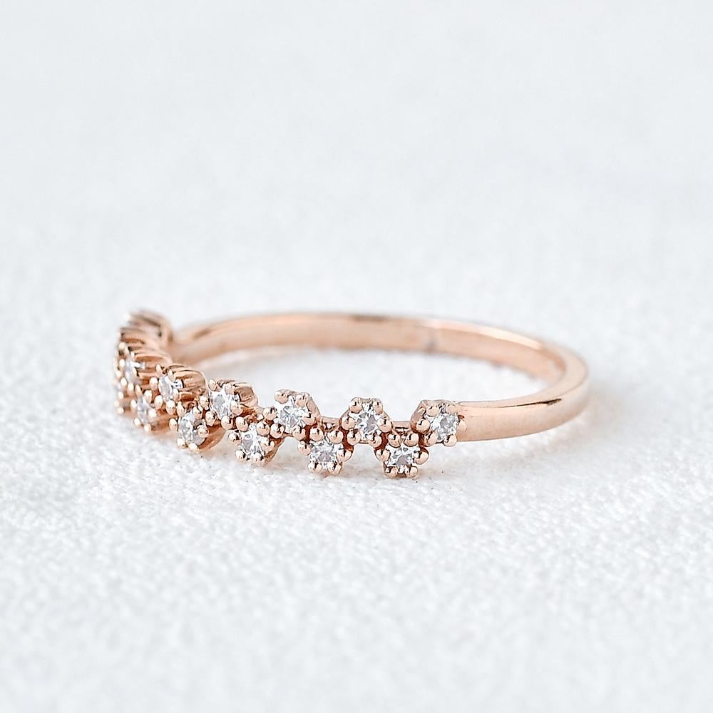 0.17CTW Round Brilliant Cut Unique Anniversary Wedding Band