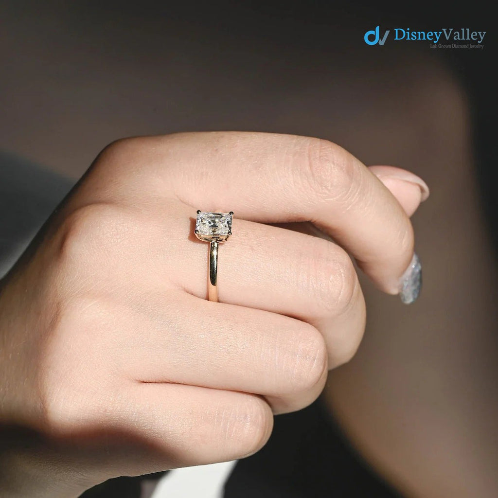 Strahlender Moissanit-Solitär-Verlobungsring