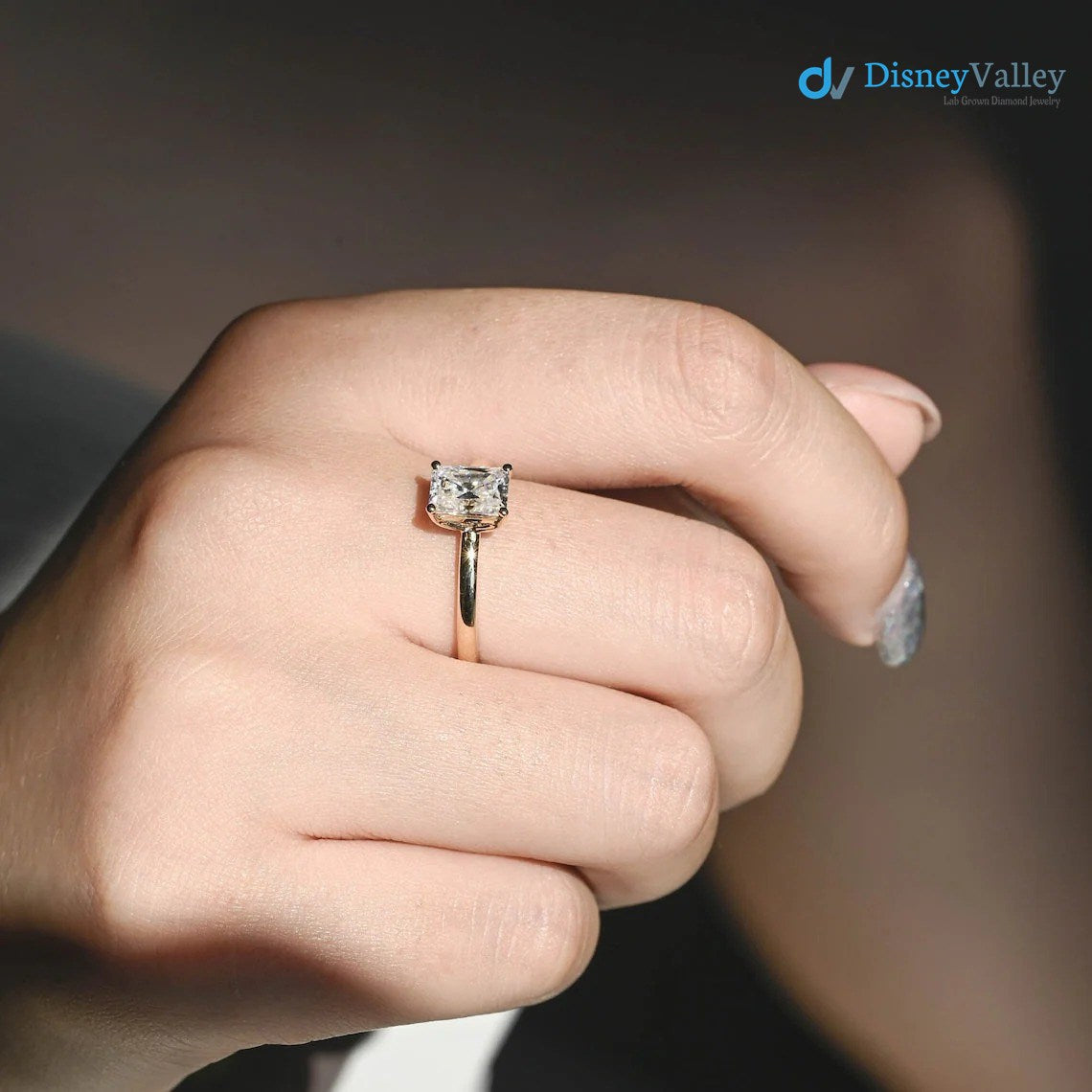 Strahlender Moissanit-Solitär-Verlobungsring