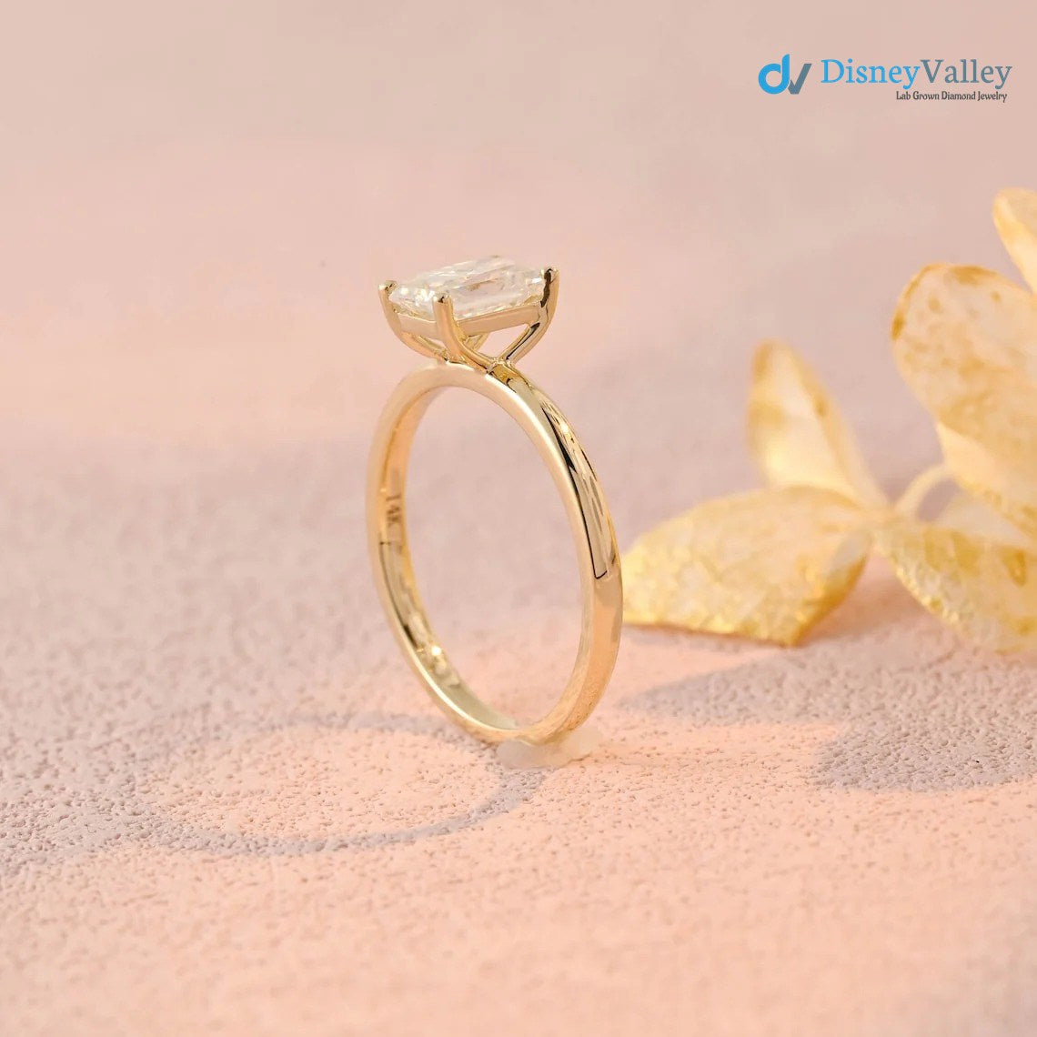 Strahlender Moissanit-Solitär-Verlobungsring