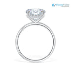 Runder Moissanit-Verlobungsring mit verstecktem Halo