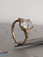 Unique 2.5ct Oval Lab Diamond Luxury 18K Yellow Gold Engagement Ring - DisneyValley