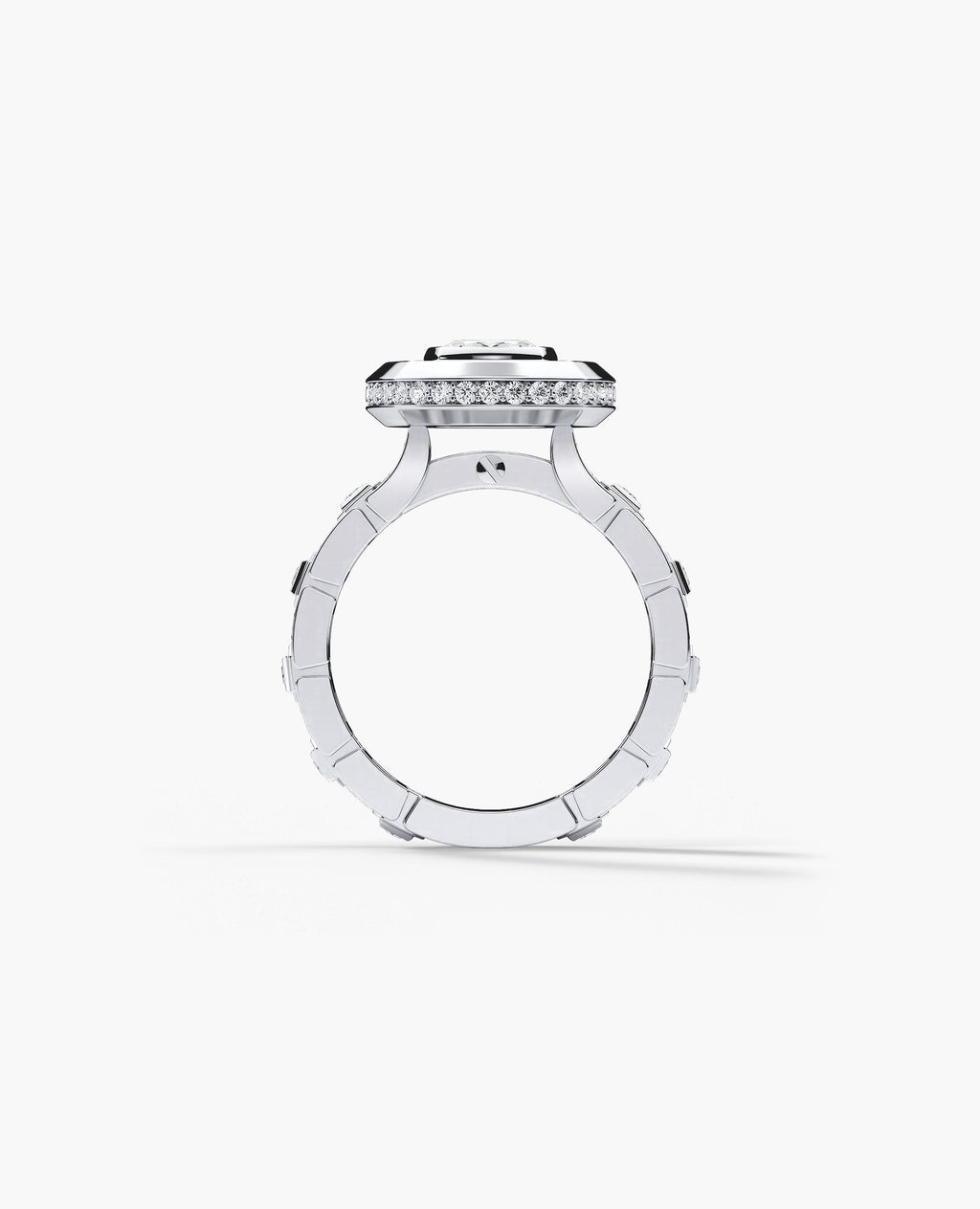 LA PAZ Cushion Cut Diamond Gold Engagement Ring