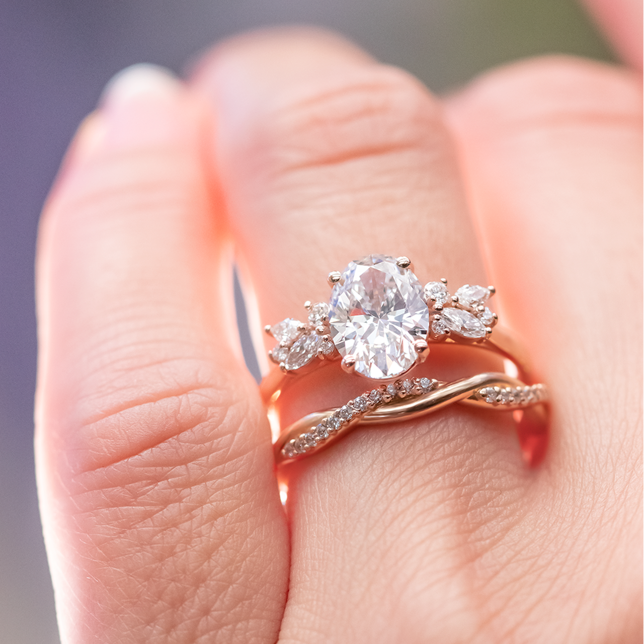 1.33 CT Oval Cut Moissanite Cluster Engagement Ring