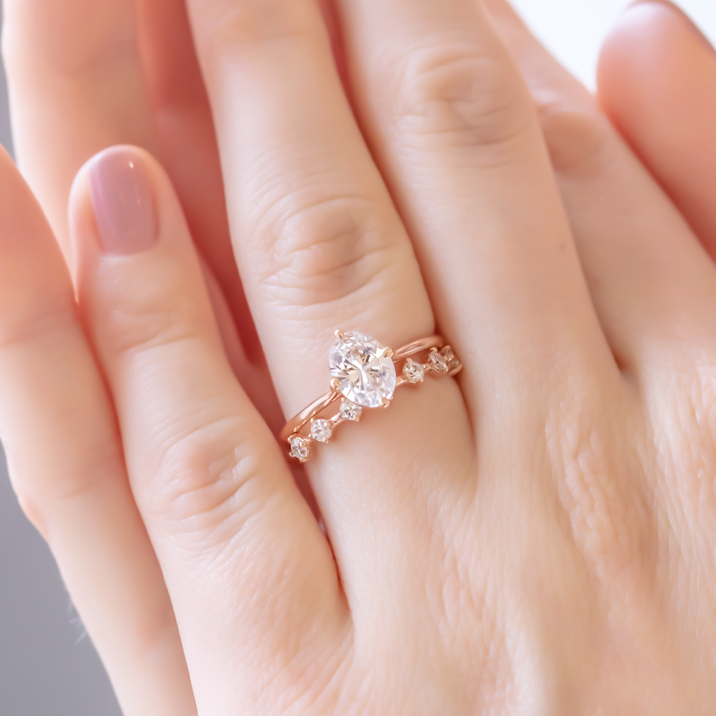1.33 CT Oval Cut Solitaire Moissanite Engagement Ring