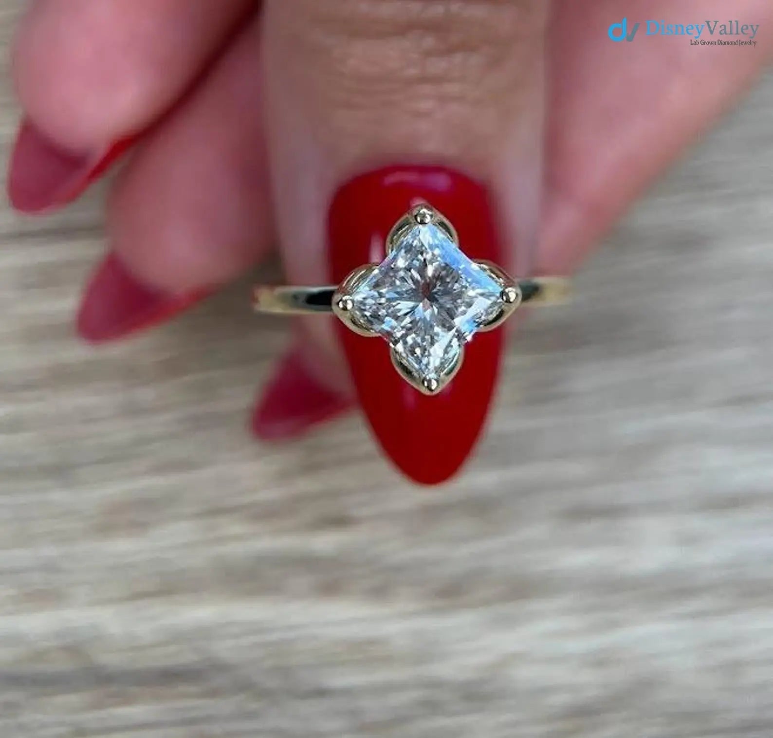 Elegant Solitaire 2 ct IGI Certified Princess Cut Lab Grown Diamond Engagement Ring - DisneyValley