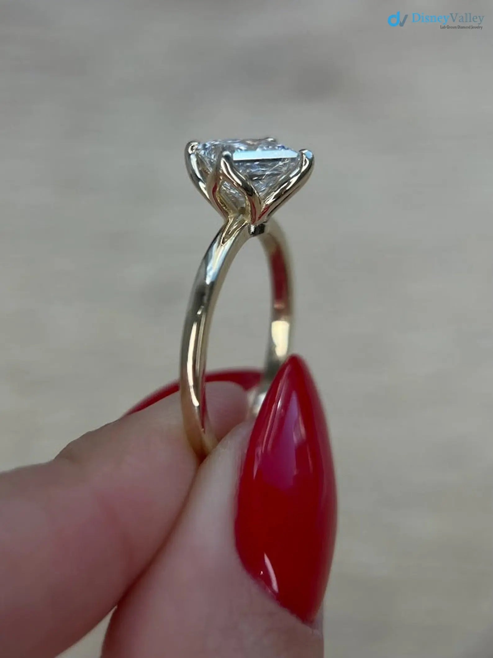 Elegant Solitaire 2 ct IGI Certified Princess Cut Lab Grown Diamond Engagement Ring - DisneyValley