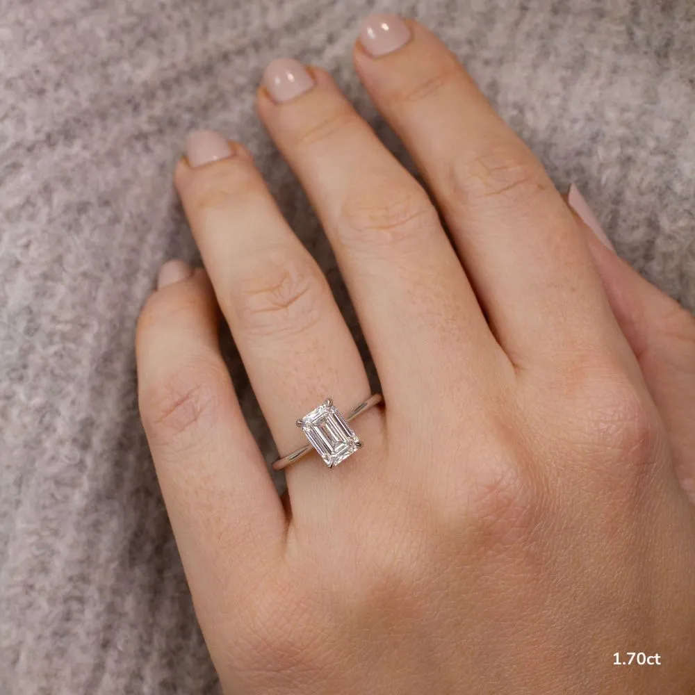 1.70 CT Emerald Moissanite Solitaire Engagement Ring