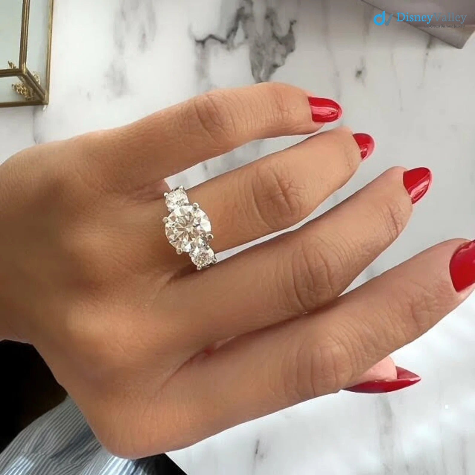 Big Breathtaking 3.5 Carat E/VS1 IGI Certified Diamond three stone Engagement Ring - DisneyValley 