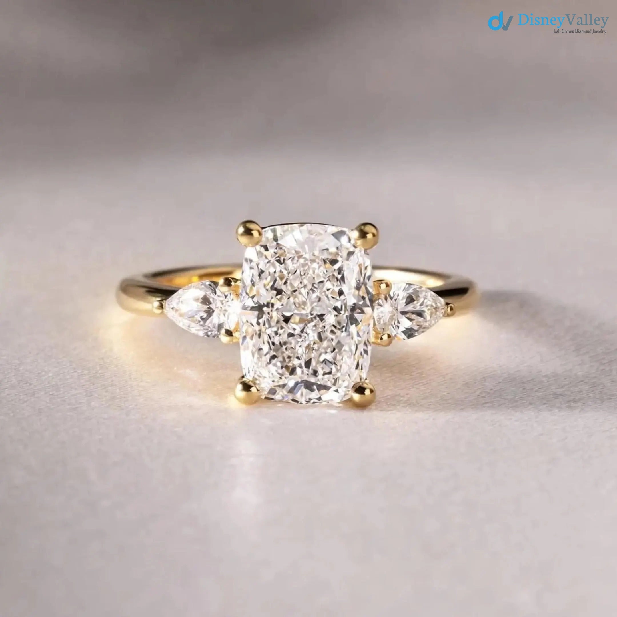 IGI Certified 2CT Elongated Cushion Cut Lab Grown E VVS Diamond engagement Ring - DisneyValley  Main image
