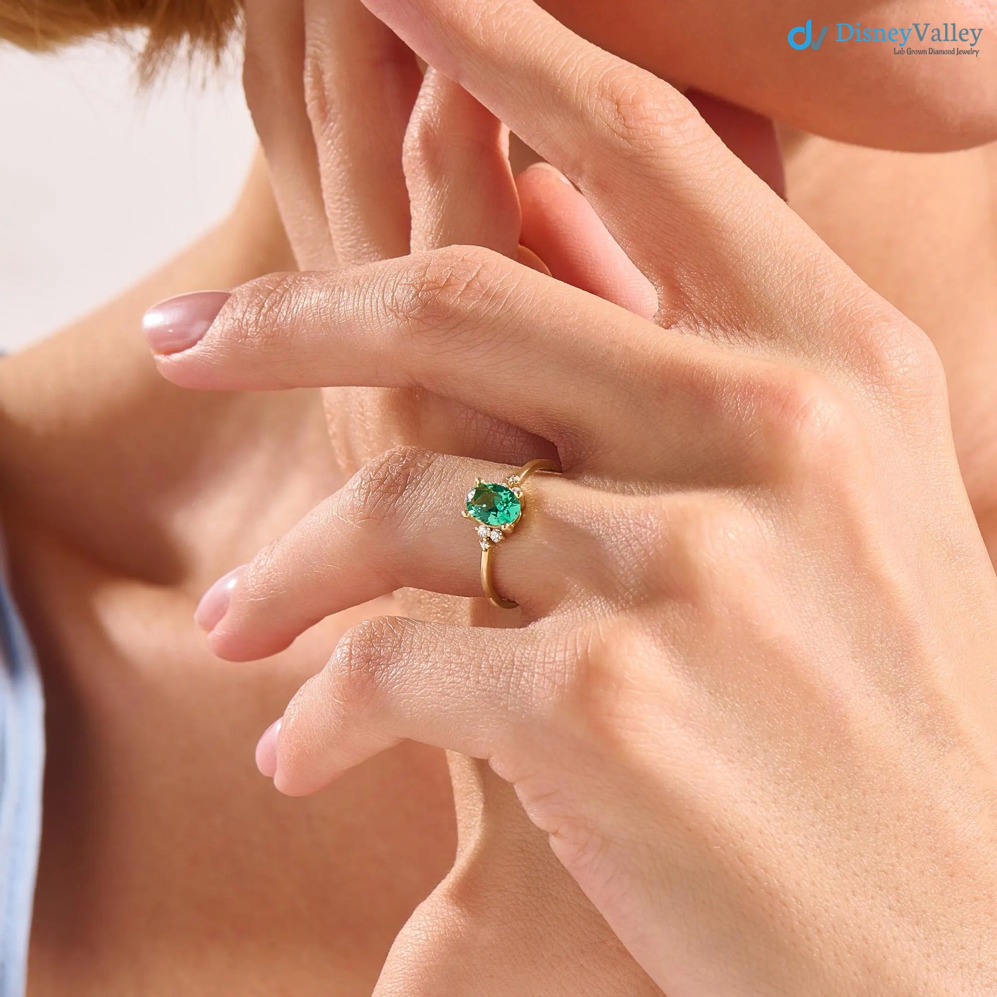 Oval Emerald Ring for Women Solid Gold Emerald Engagement Ring - DisneyValley 