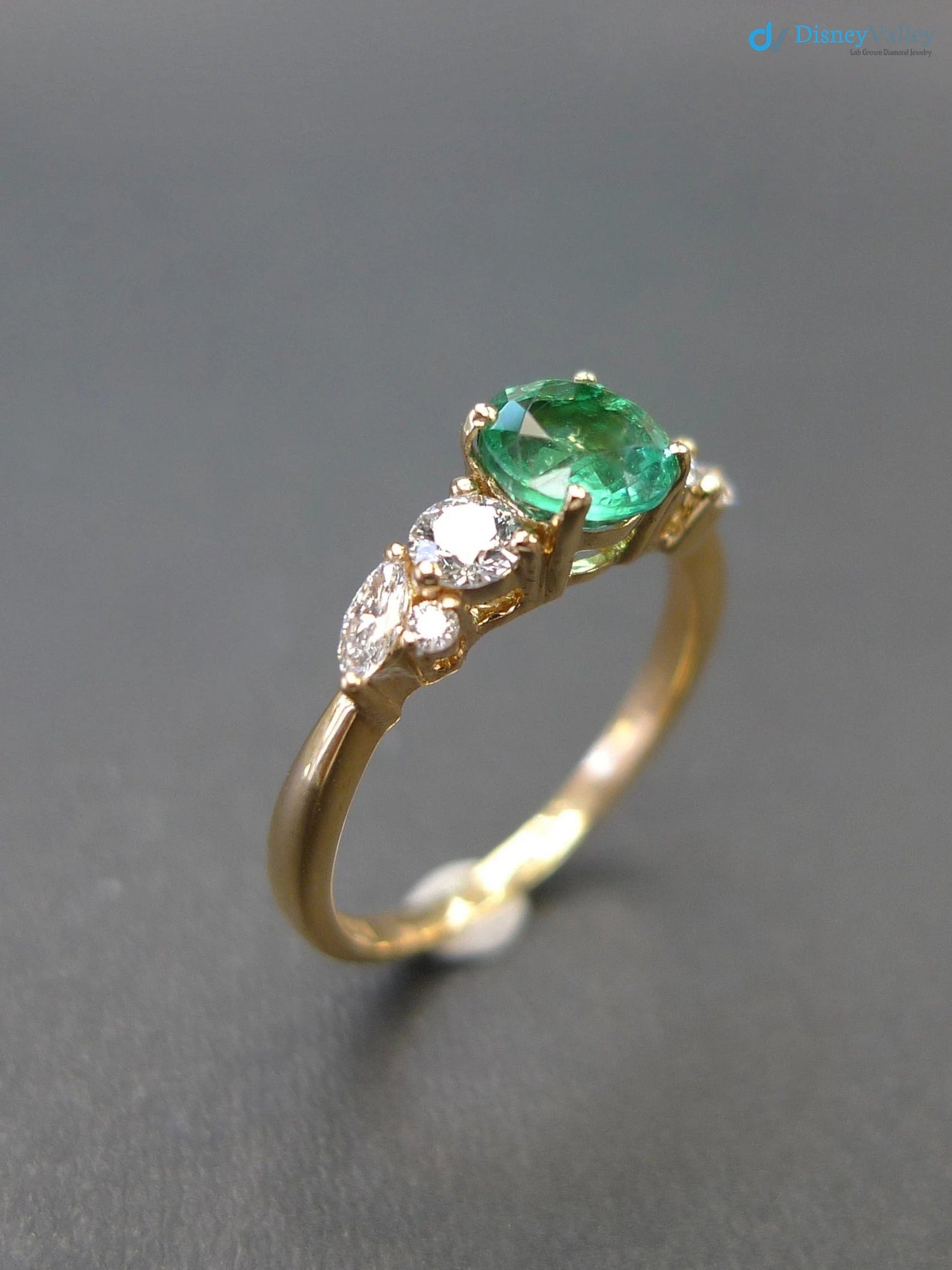Emerald Ring, Green Emerald Ring, Gift for her, Marquise Ring, Vintage Engagement Ring - DisneyValley 