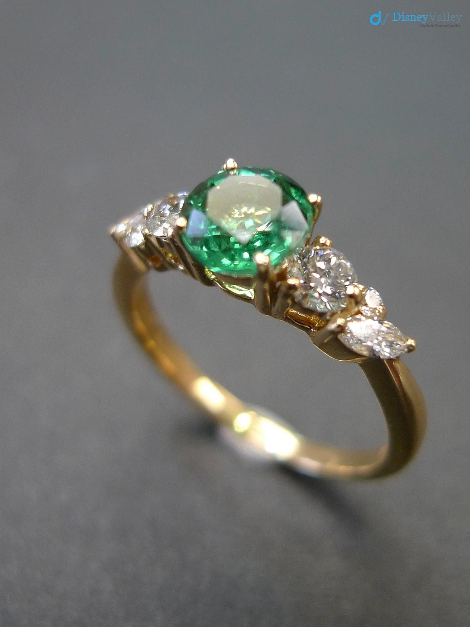 Emerald Ring, Green Emerald Ring, Gift for her, Marquise Ring, Vintage Engagement Ring - DisneyValley 