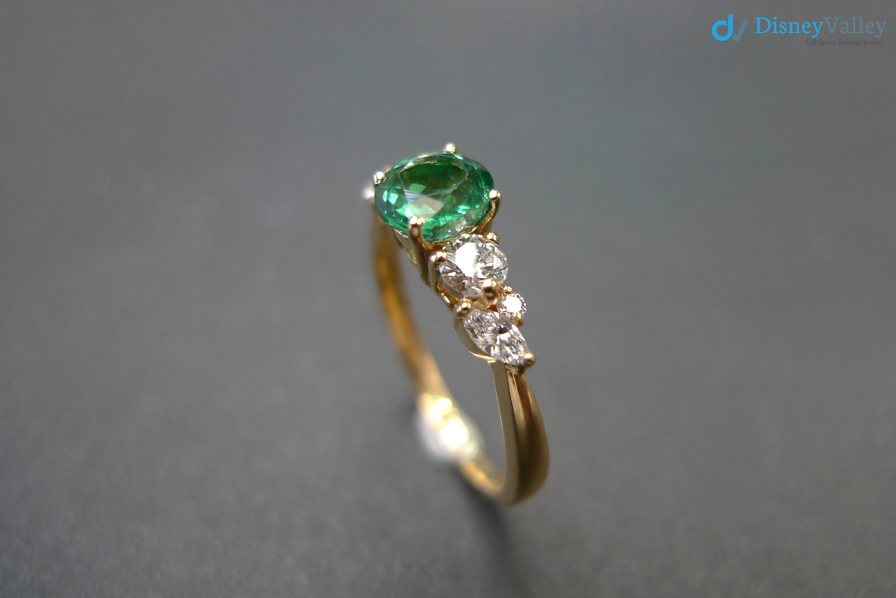 Emerald Ring, Green Emerald Ring, Gift for her, Marquise Ring, Vintage Engagement Ring - DisneyValley 
