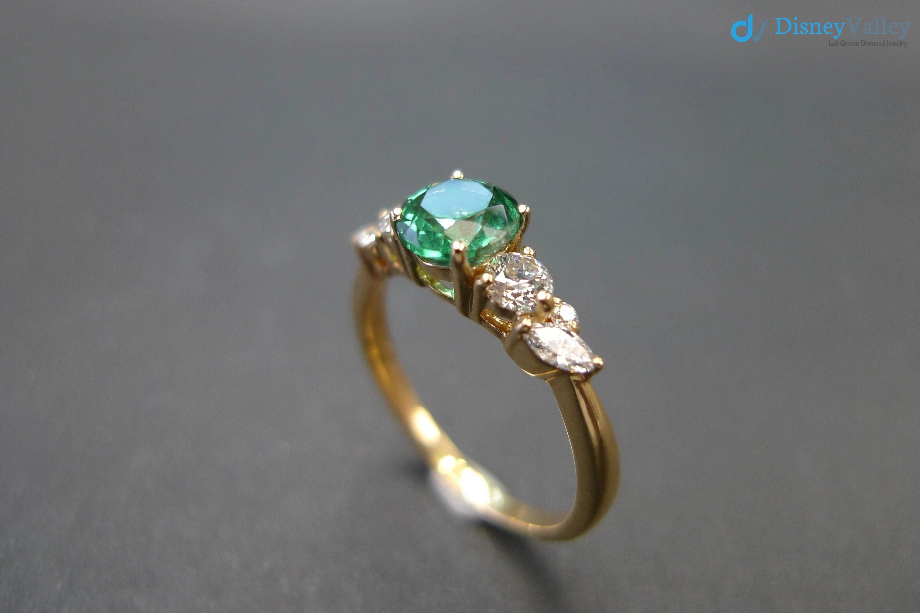 Emerald Ring, Green Emerald Ring, Gift for her, Marquise Ring, Vintage Engagement Ring - DisneyValley 