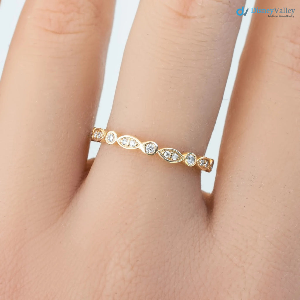 Alternating diamond eternity wedding band, Art Deco Diamond Eternity Ring