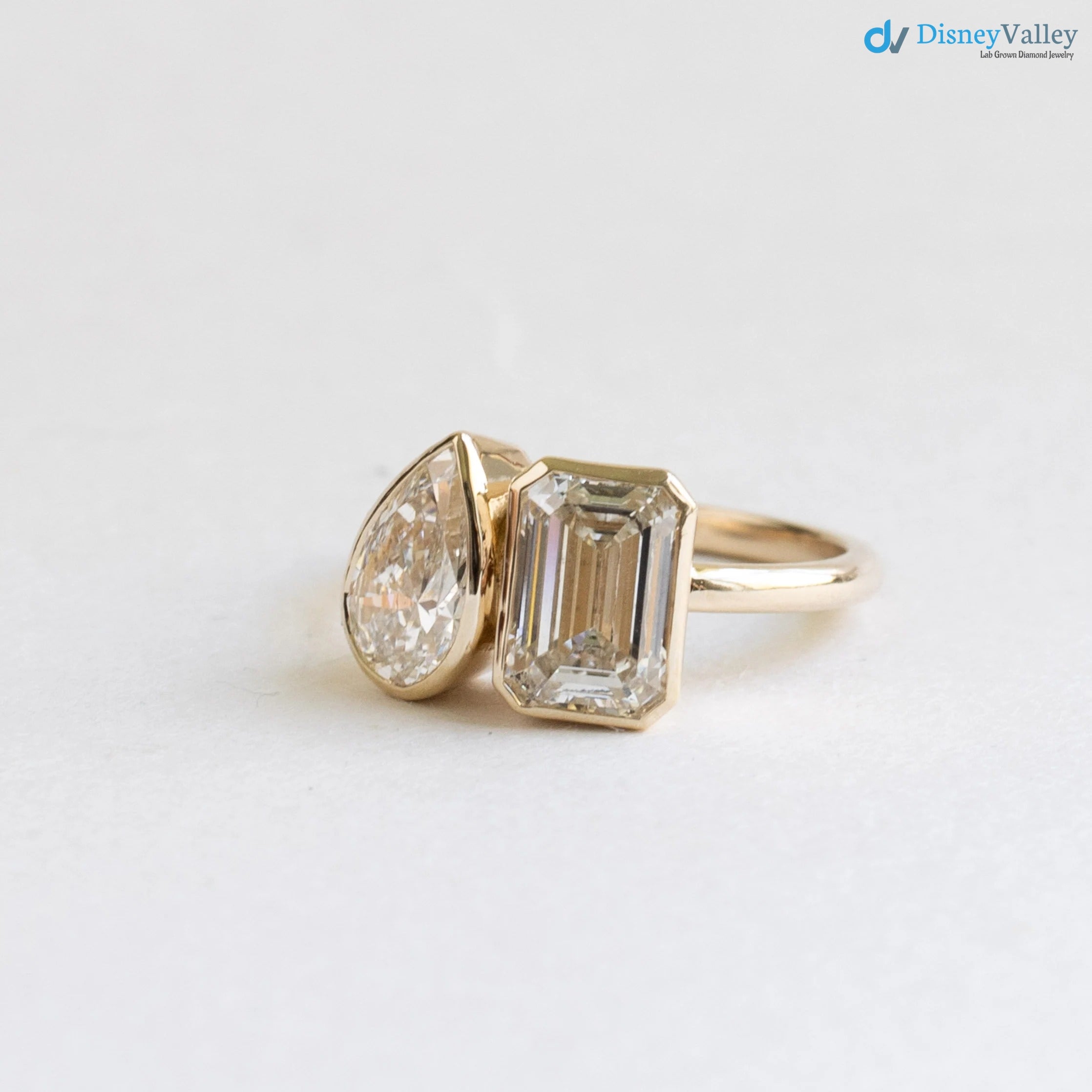 Bezel Lab Diamond Moi et Toi Ring, 2 Carat Emerald Cut Diamond Ring - DisneyValley 
