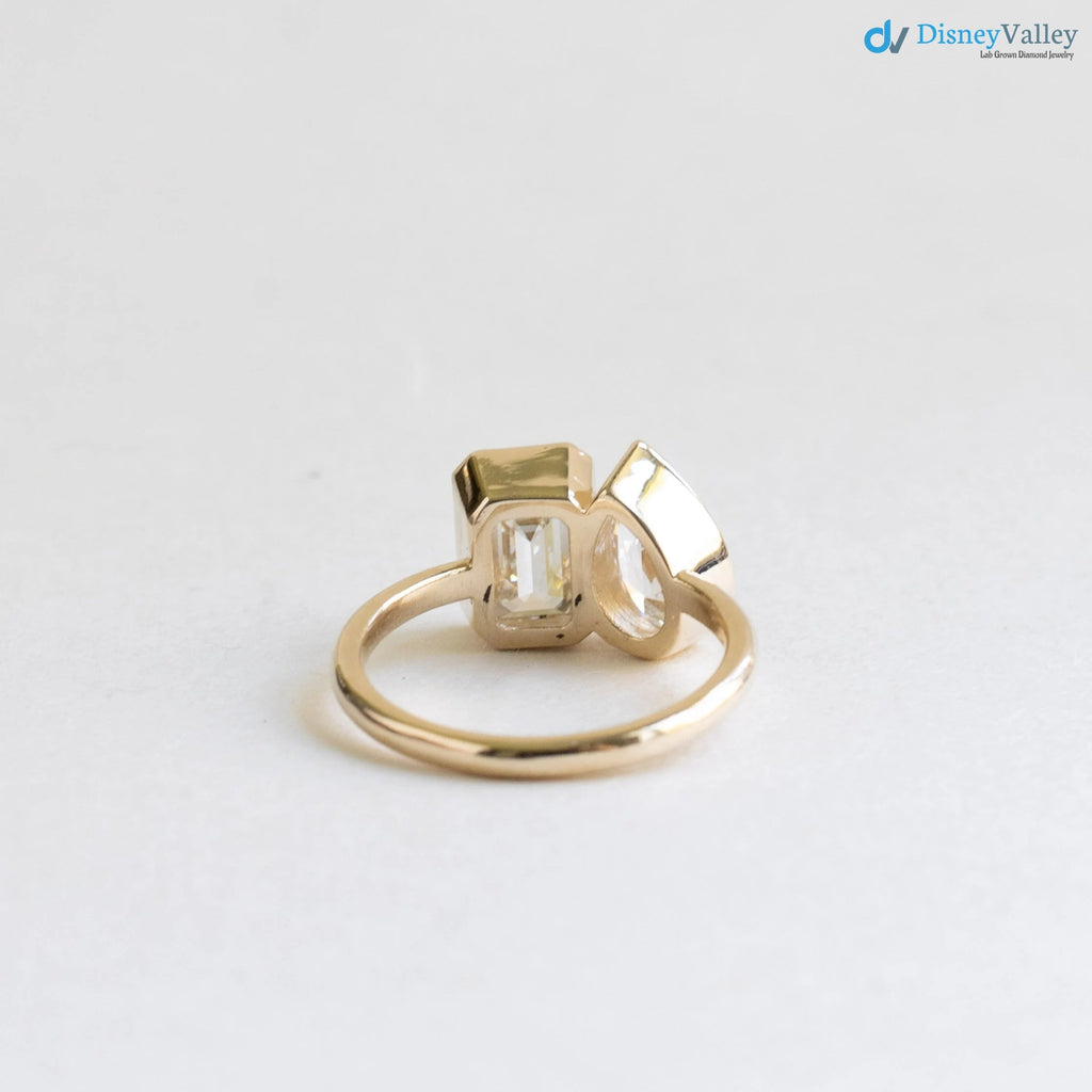 Bezel Lab Diamond Moi et Toi Ring, 2 Carat Emerald Cut Diamond Ring - DisneyValley 
