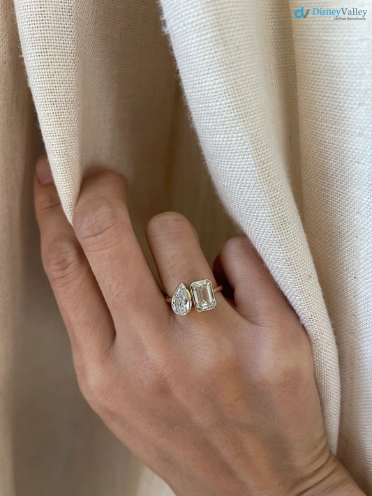 Bezel Lab Diamond Moi et Toi Ring, 2 Carat Emerald Cut Diamond Ring - DisneyValley 