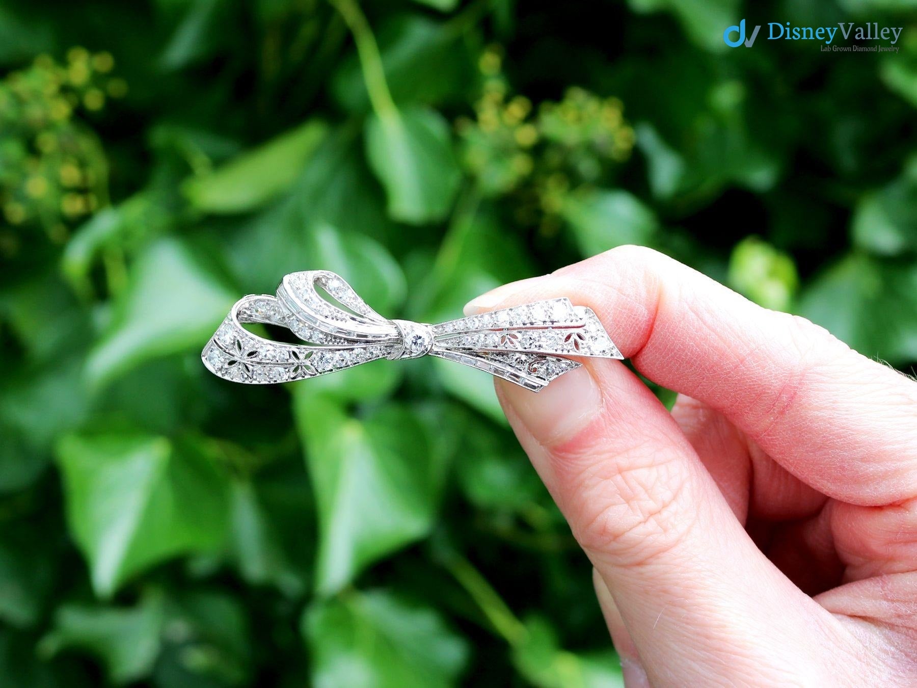 Antique 1.89Ct Diamond and 925 sterling silver Bow Brooch