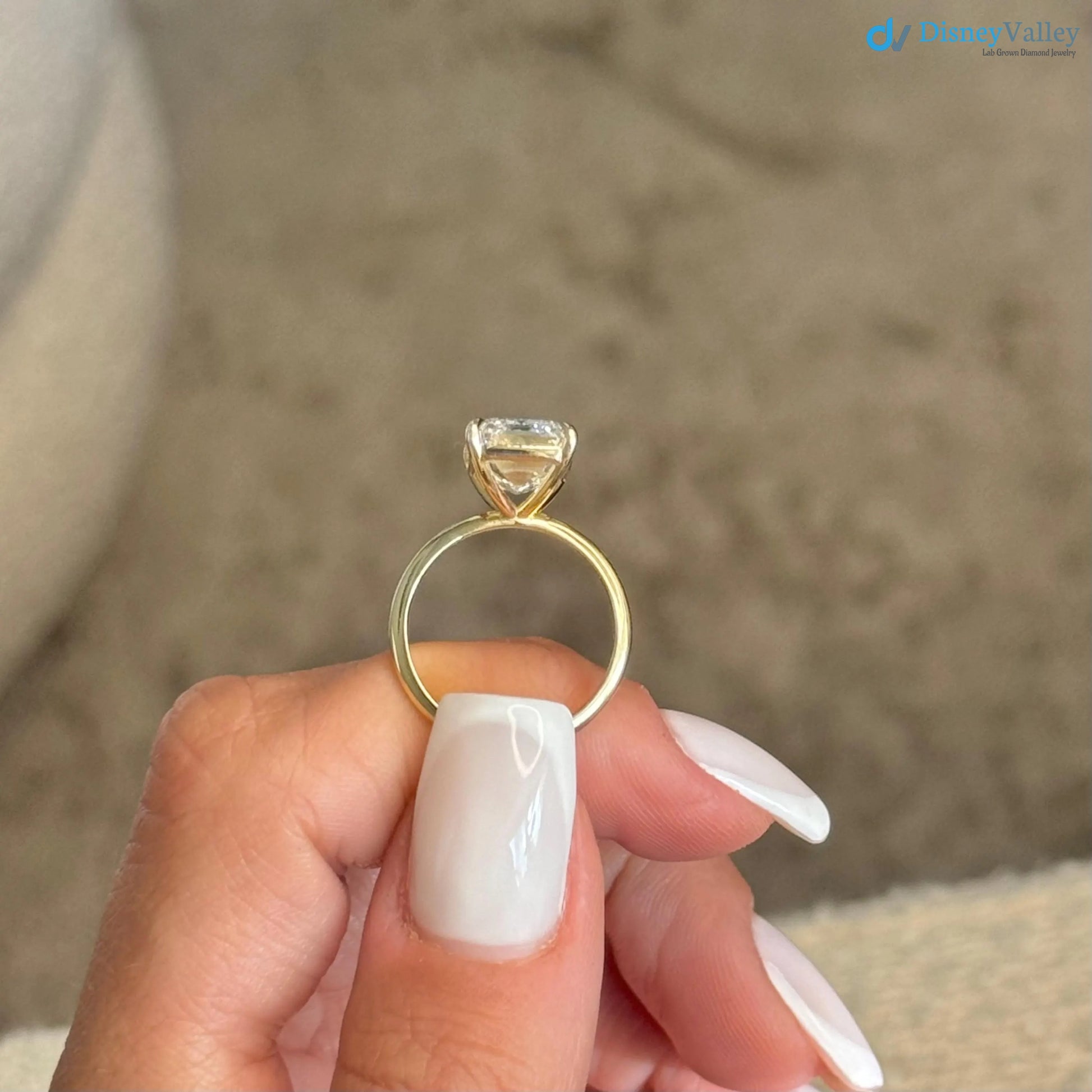 Dreamy 3.00 Carat D-VVS2 Emerald Cut Lab Grown Diamond Solitaire Ring - DisneyValley 