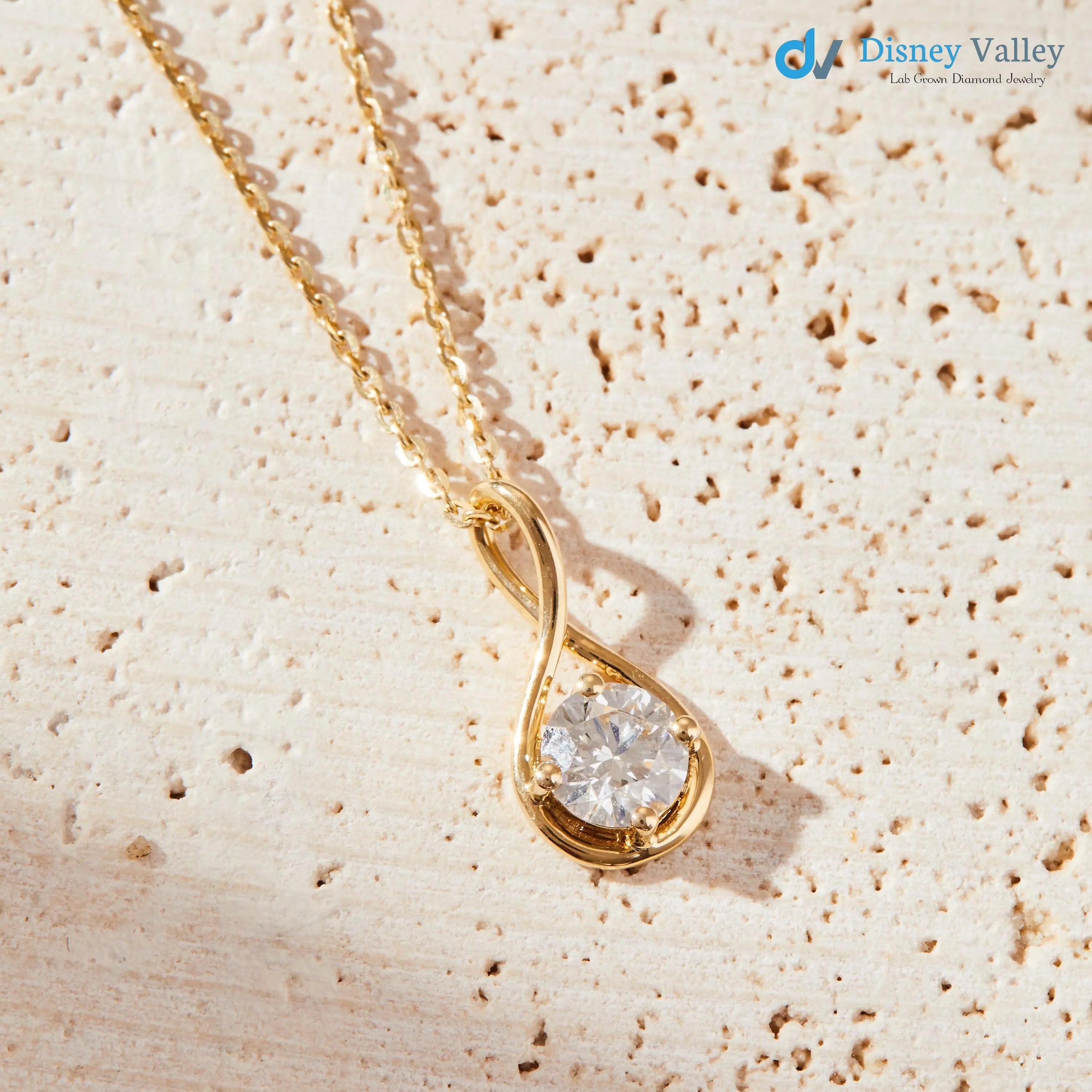 Ethical & Elegant: Twisted Lab-Grown Diamond Necklace - DisneyValley Main image