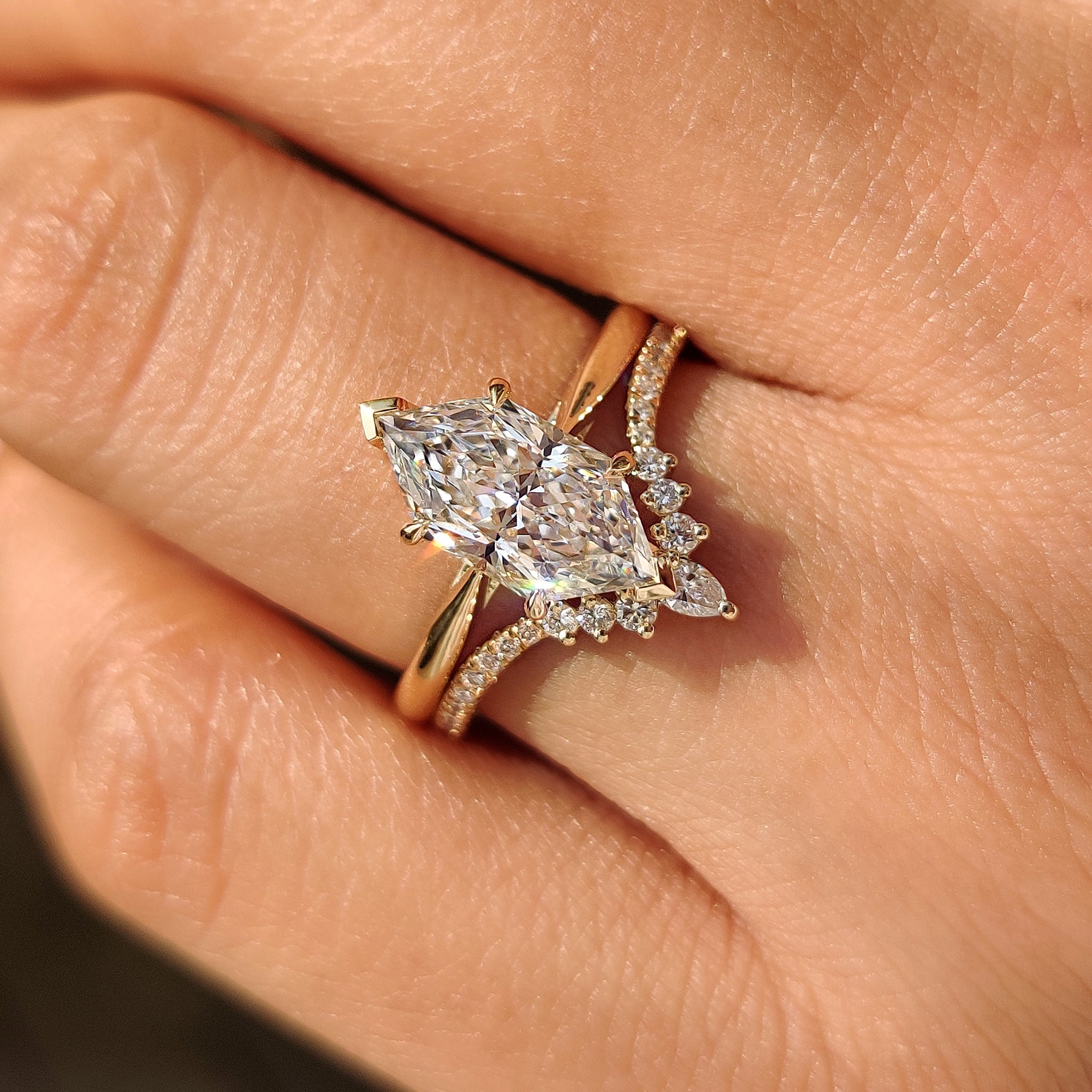 Dutch Marquise Solitaire Ring with Wedding Band in Curved Style Secondary image
