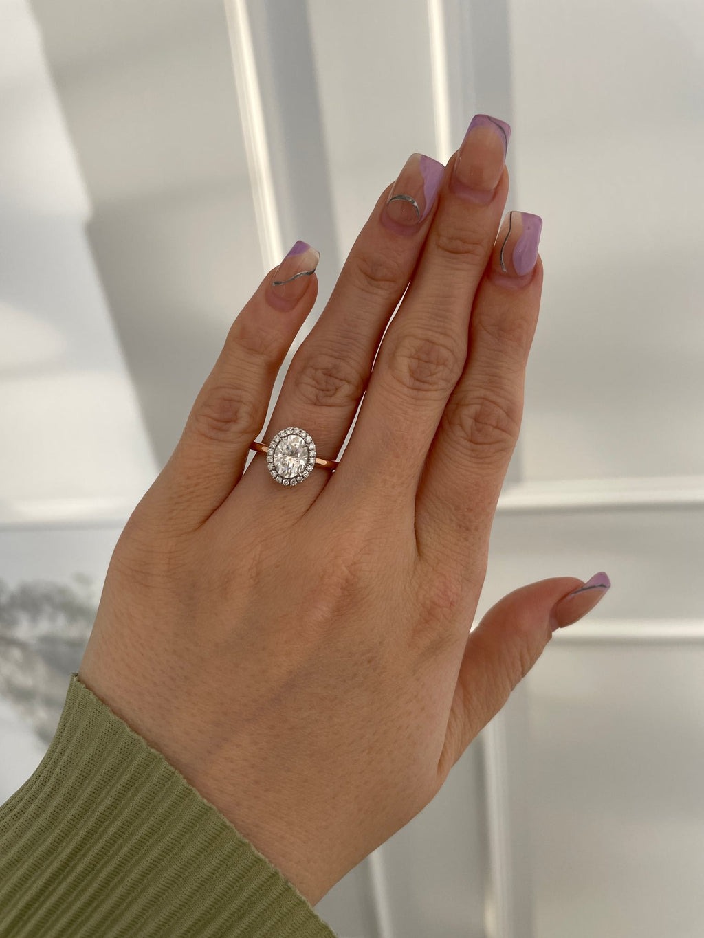 1.25-3.25 CT Oval Cut Lab Grown Diamond Halo Engagement Ring
