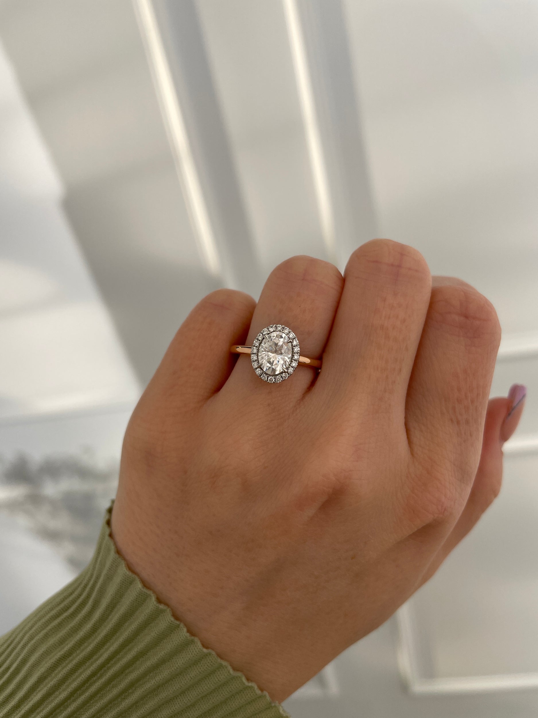 1.25-3.25 CT Oval Cut Lab Grown Diamond Halo Engagement Ring Secondary image