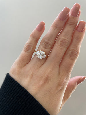 1.50-3.50 CT Radiant Cut Lab Grown Diamond Three Stone Engagement Ring