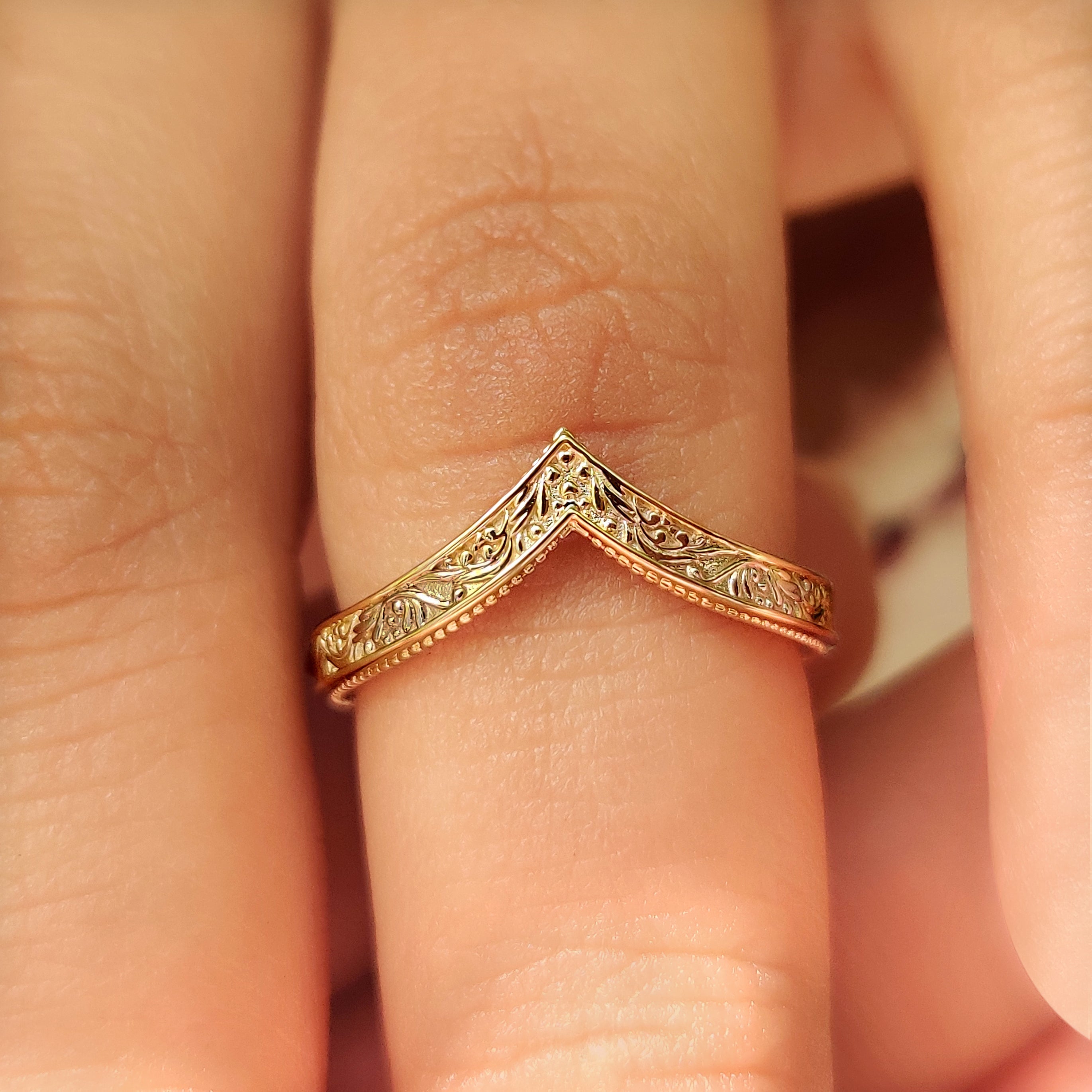 V Shape Art Deco Wedding Band In Milgrain Details