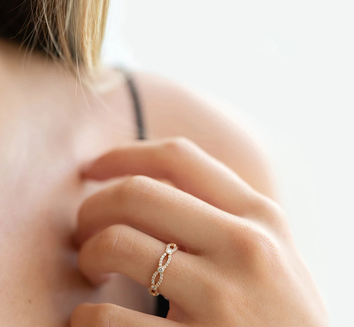 0.5 CTW  Round | Brilliant Cut Moissanite  Crossover  Halo Unique Wedding Band