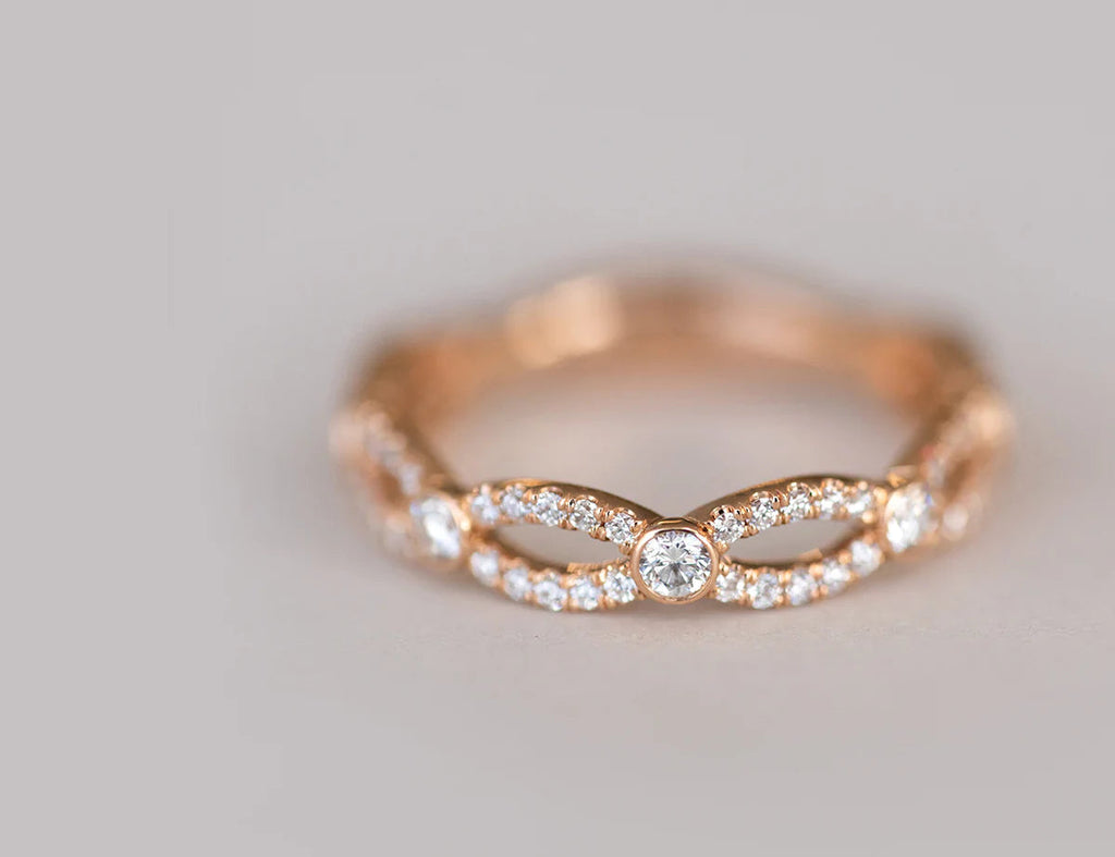 0.5 CTW  Round | Brilliant Cut Moissanite  Crossover  Halo Unique Wedding Band