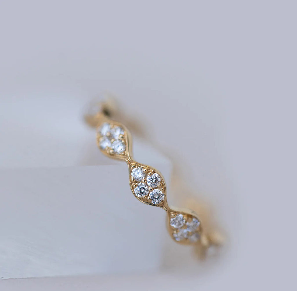 0.6 CTW  Round | Brilliant Cut Moissanite  Halo Unique Wedding Band
