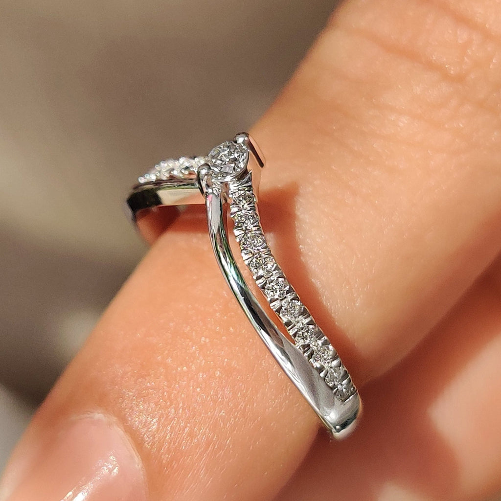 Round Diamond Wedding Band In Chevron Style