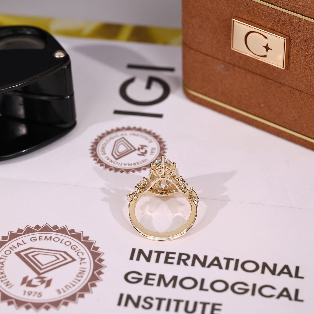 IGI certified 5 - 8 Carat Nature inspired Pear Shaped Diamond Ring
