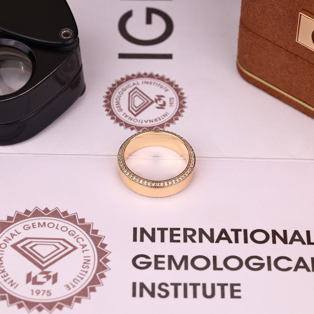 Men's Wedding Band in Round Cut Double Side Eternity style