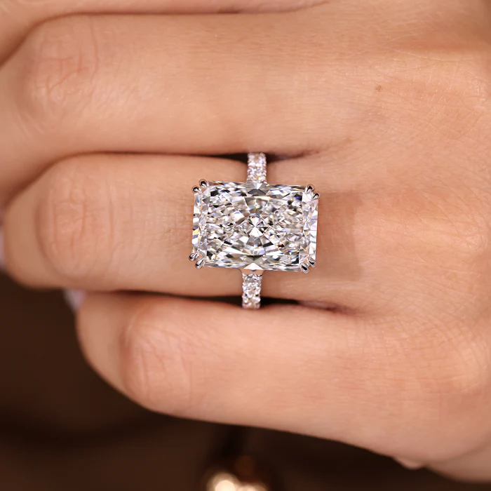 2.5 Carat Radiant Cut Diamond Ring in Trellis Setting