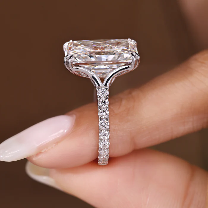 2.5 Carat Radiant Cut Diamond Ring in Trellis Setting