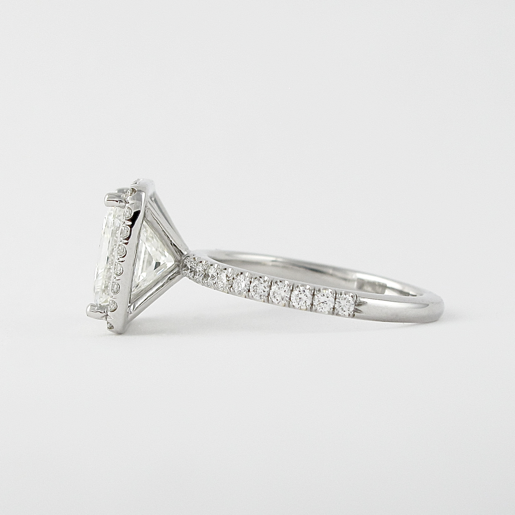 2.0 CT Princess Cut Moissanite Halo Engagement Ring