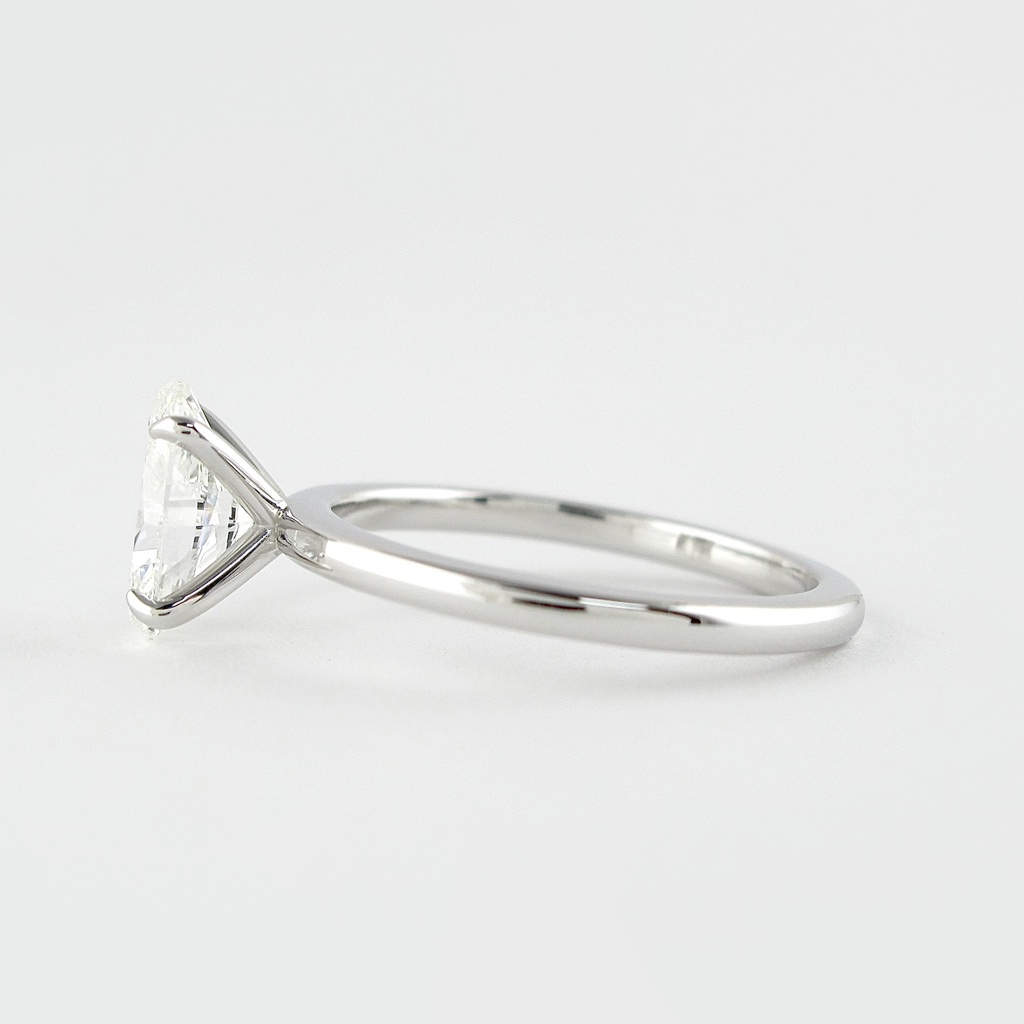 0.84 CT Oval Cut Moissanite Solitaire Style Engagement Ring