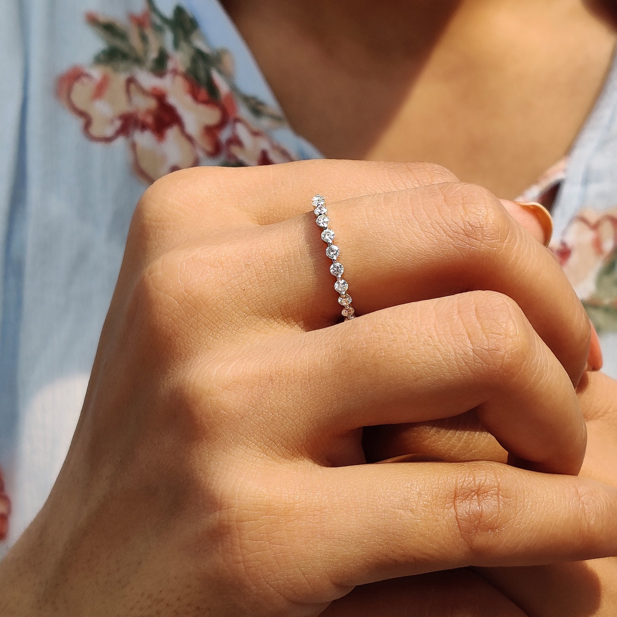 Floating Bubble Eternity Wedding Band